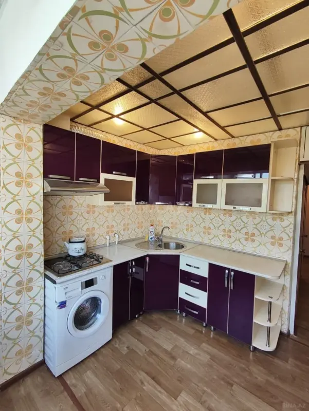 Kirayə verilir 4 otaqlı mənzil 124 m²