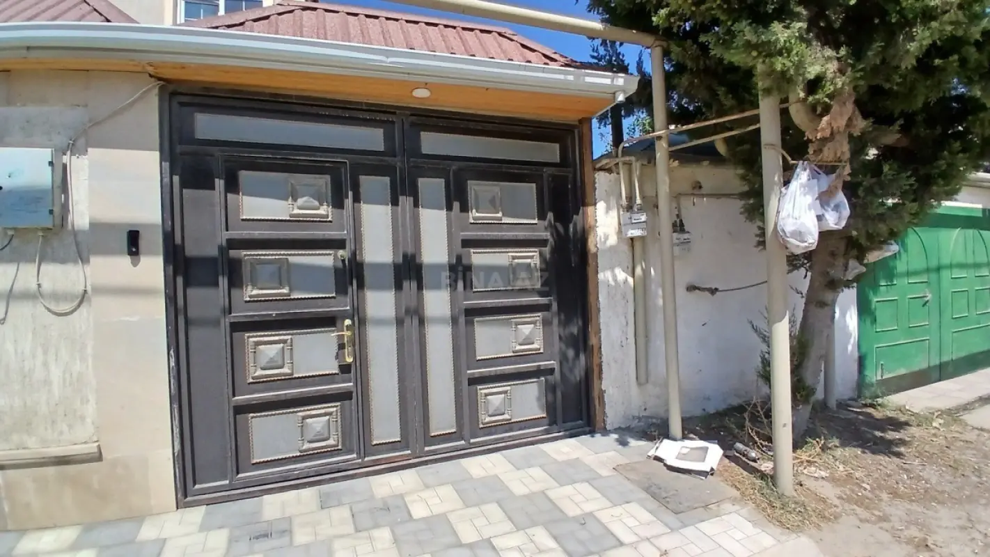 Satılır 5 otaqlı həyət evi 135 m²