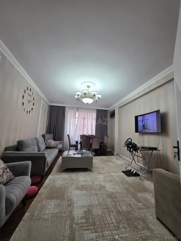 Satılır 3 otaqlı mənzil 115 m²