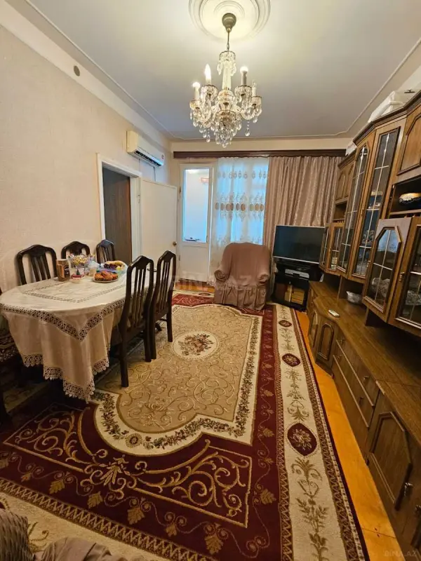 Satılır 2 otaqlı mənzil 42 m²