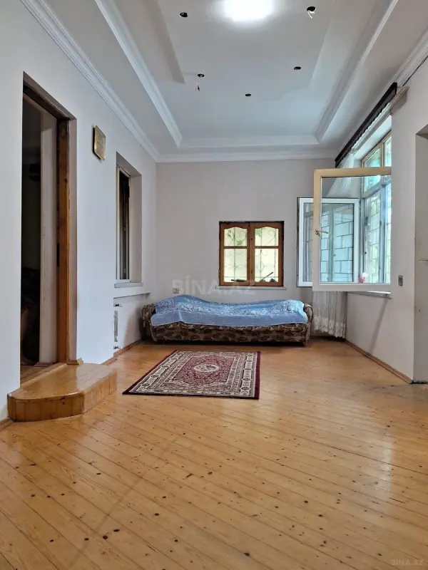 Satılır 4 otaqlı həyət evi 95 m²