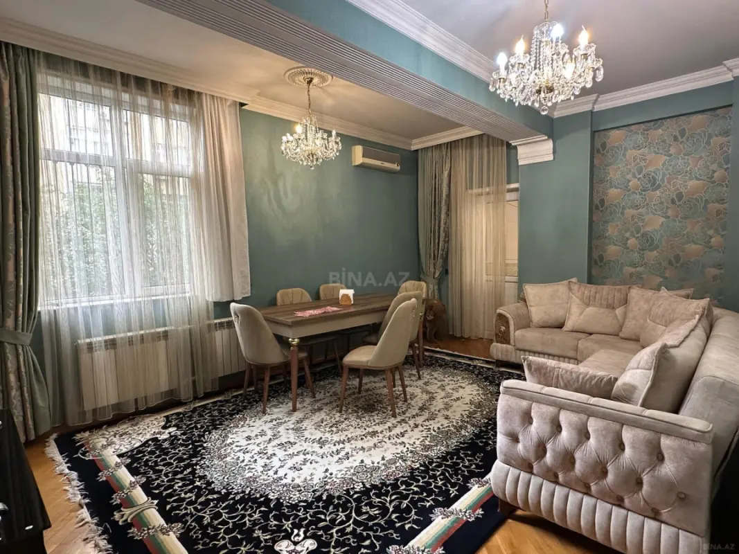 Satılır 2 otaqlı mənzil 85 m²