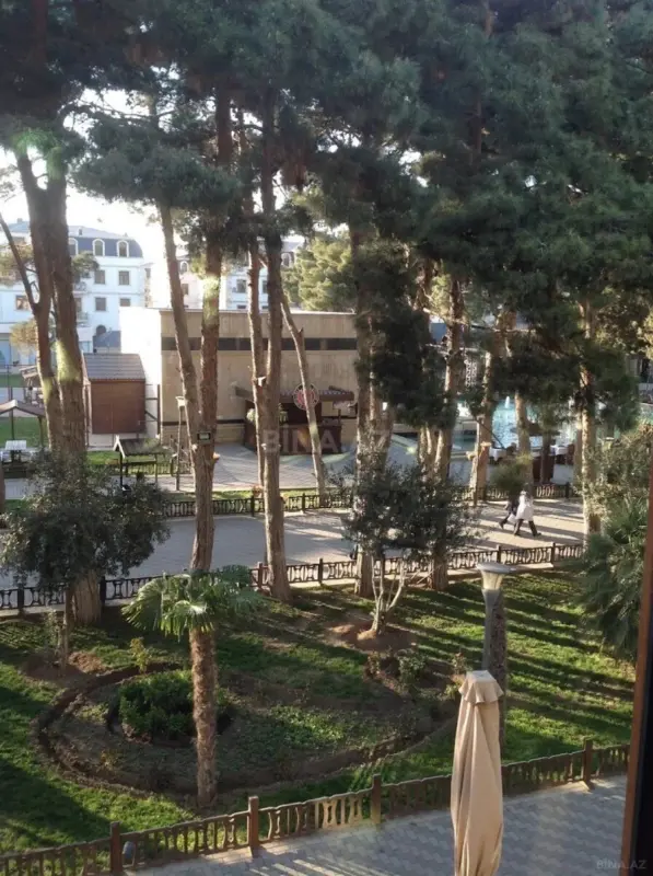 Satılır 4 otaqlı həyət evi 160 m²