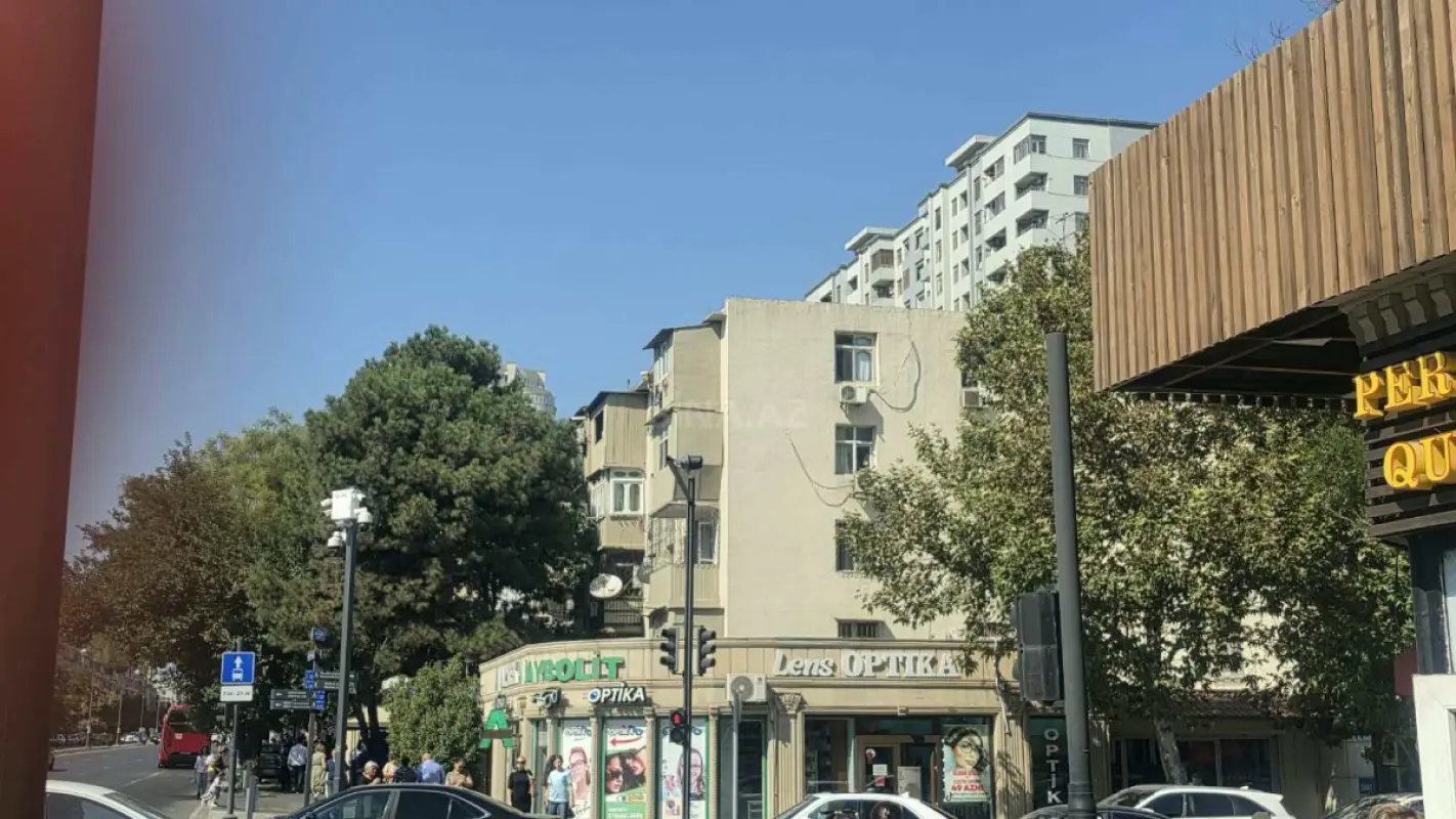 Satılır 3 otaqlı mənzil 65 m²