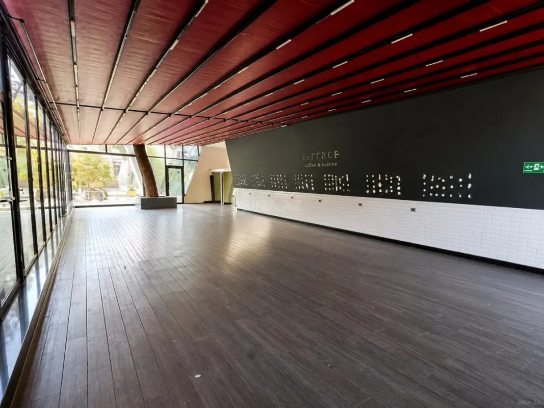 Kirayə verilir obyekt 270 m²
