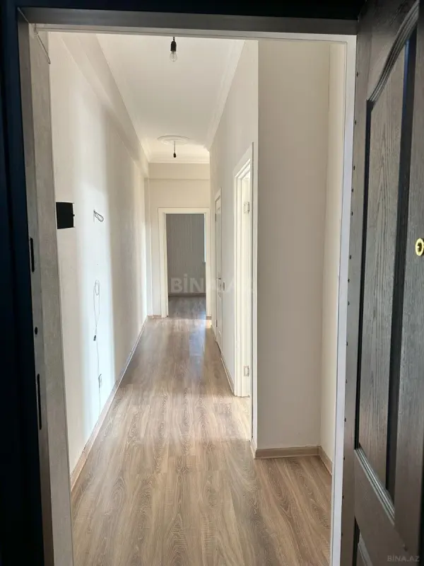 Kirayə verilir 2 otaqlı mənzil 69 m²