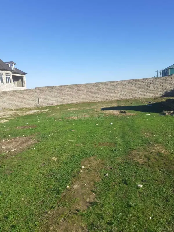 Satılır torpaq sahəsi 2 m²