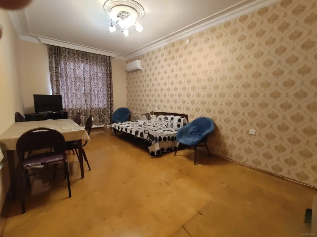 Kirayə verilir 2 otaqlı mənzil 60 m²