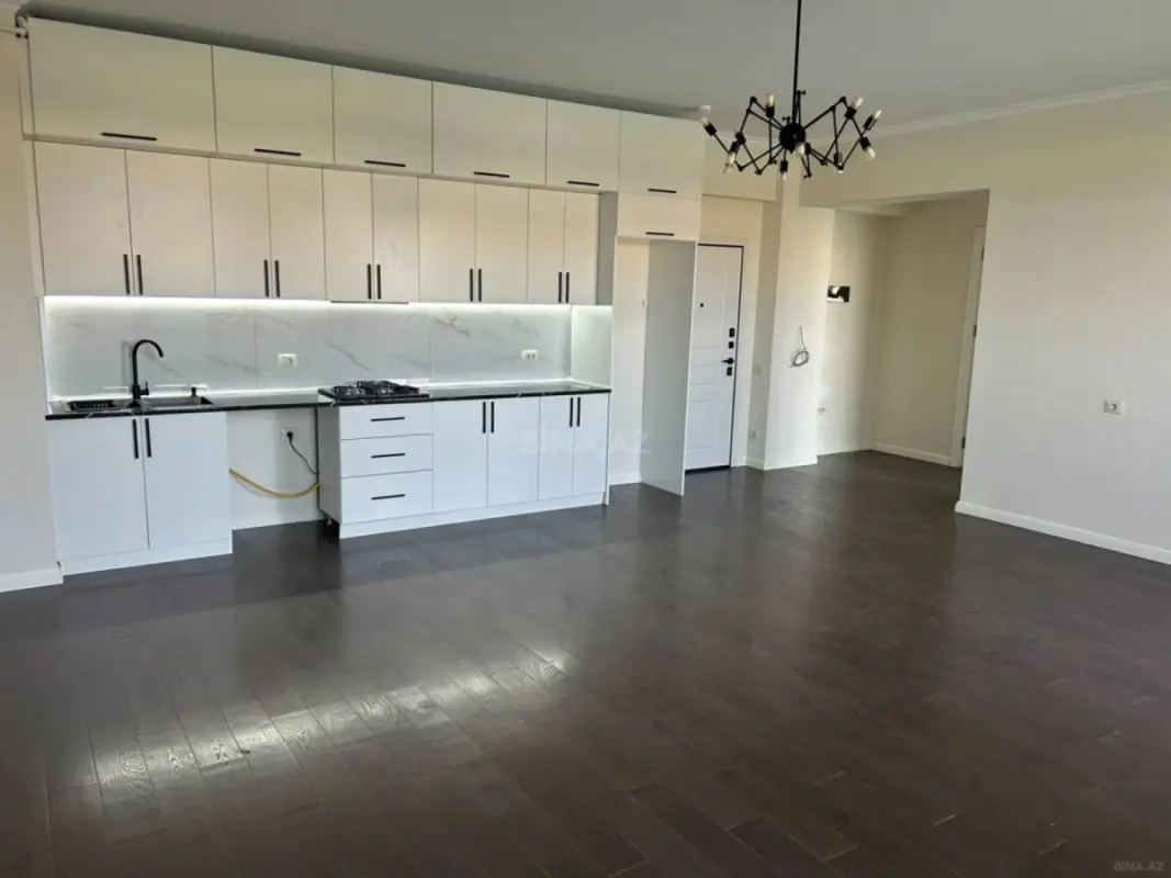 Kirayə verilir 2 otaqlı mənzil 75 m²