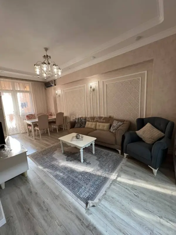 Satılır 4 otaqlı mənzil 85 m²