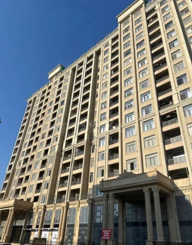 Satılır 2 otaqlı mənzil 66 m²