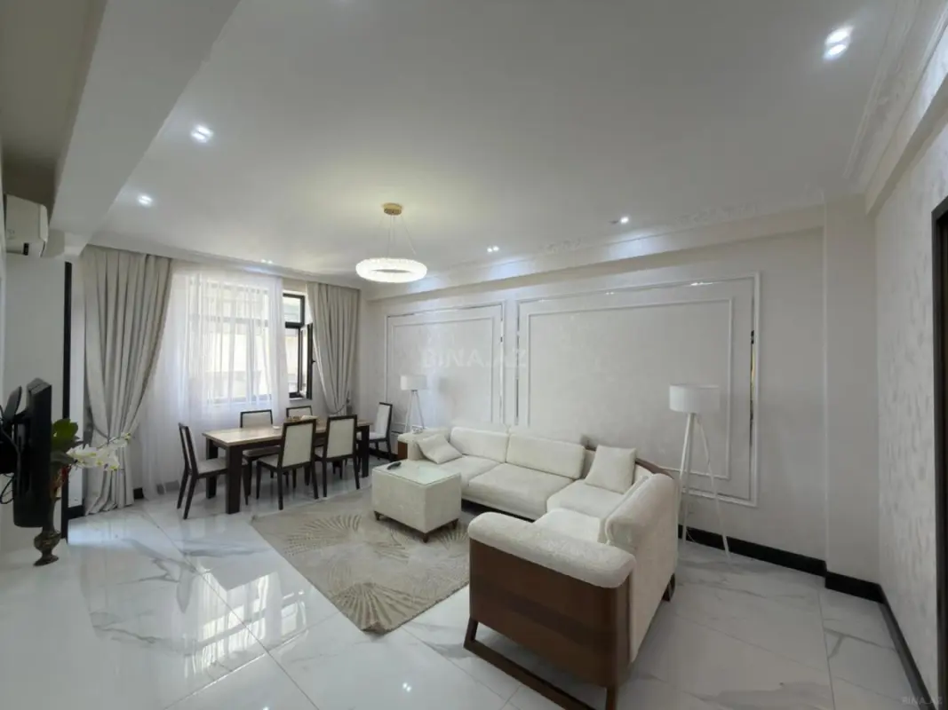 Satılır 3 otaqlı mənzil 95 m²