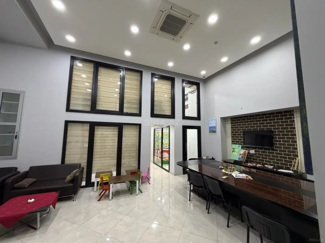 Kirayə verilir obyekt 130 m²