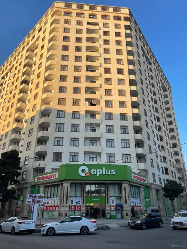 Satılır 3 otaqlı mənzil 105 m²
