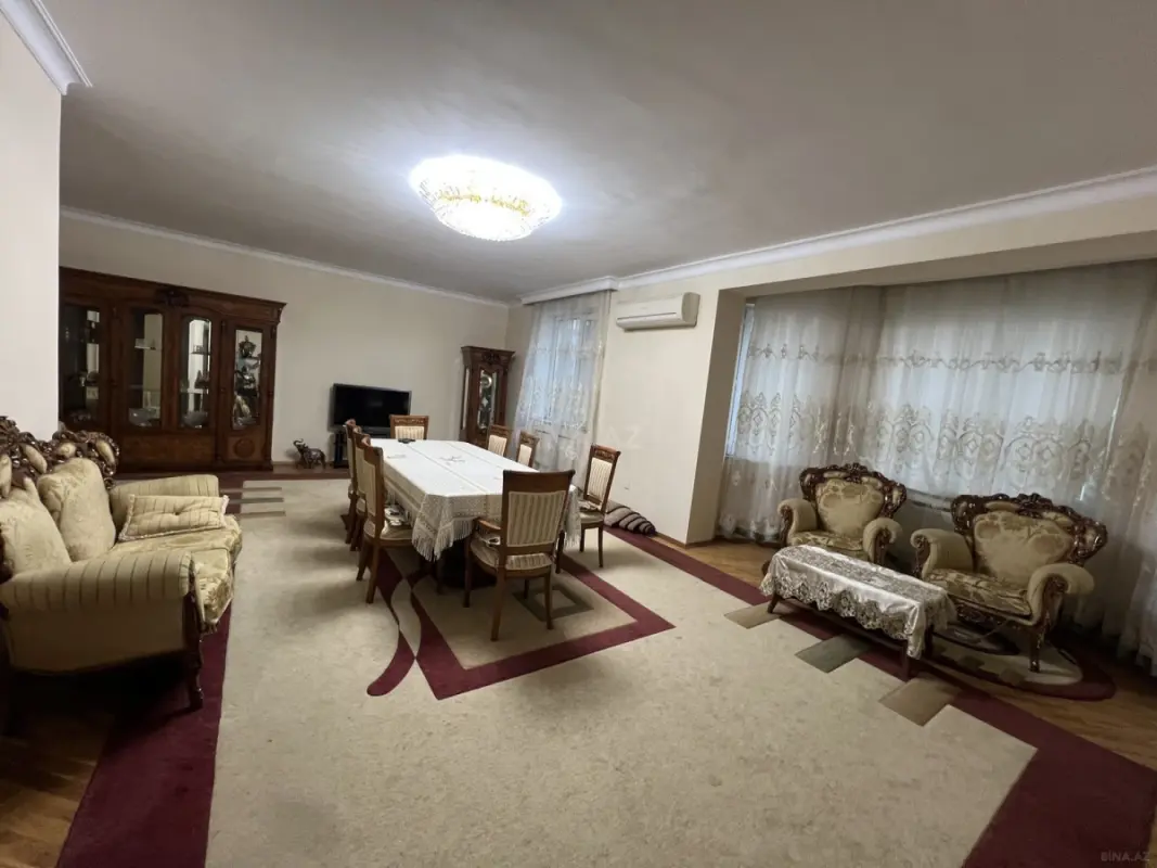 Kirayə verilir 2 otaqlı mənzil 100 m²