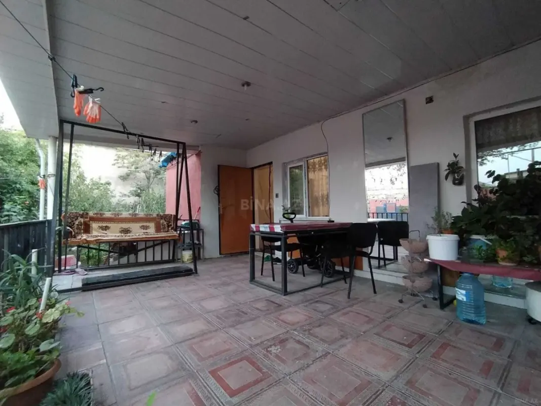 Satılır 5 otaqlı həyət evi 200 m²