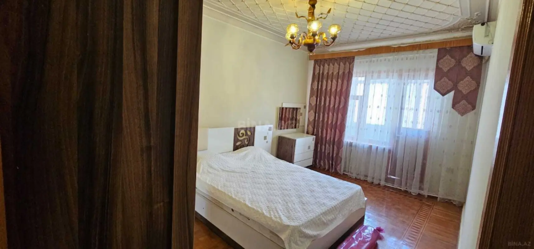 Kirayə verilir 5 otaqlı mənzil 130 m²