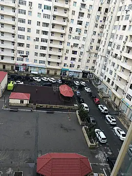 Satılır 3 otaqlı mənzil 133 m² — Bakı, Memar Əcəmi yanı 3 otaq 133.00 m²