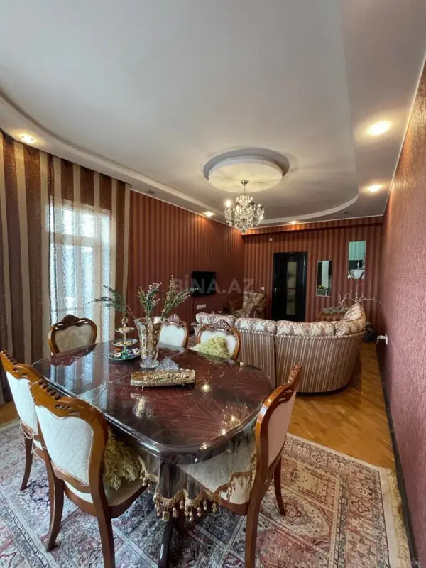 Satılır 2 otaqlı mənzil 72 m²