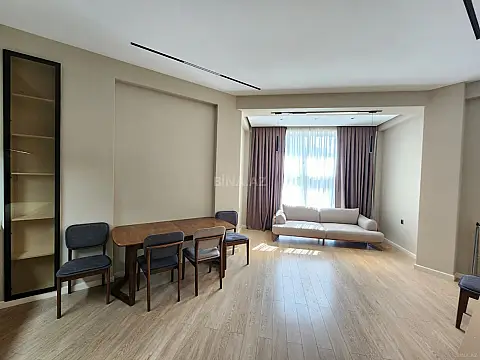 Kirayə verilir 3 otaqlı mənzil 95 m² — Bakı 3 otaq 95.00 m²