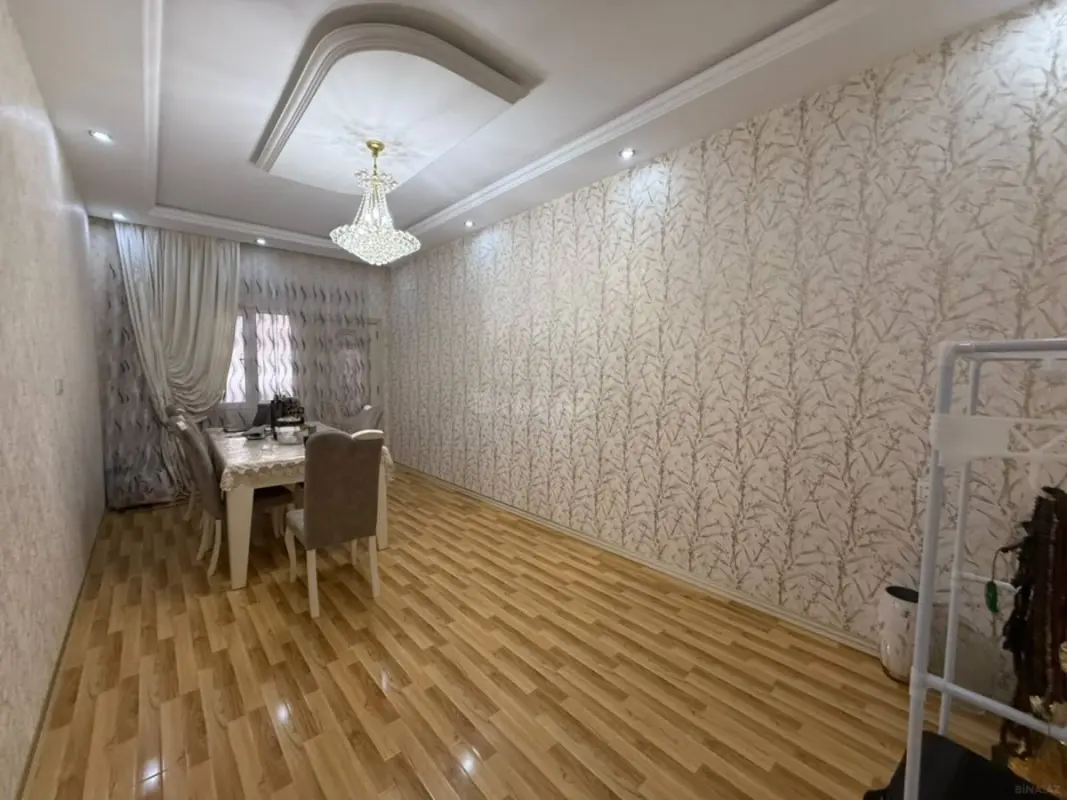 Satılır 3 otaqlı mənzil 112 m²