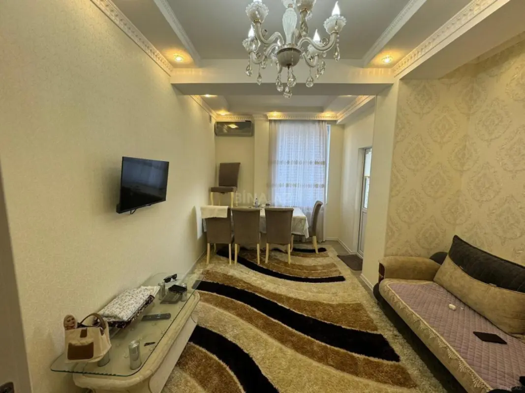 Kirayə verilir 2 otaqlı mənzil 63 m²