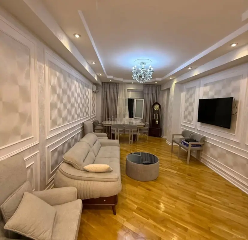 Satılır 3 otaqlı mənzil 96 m²