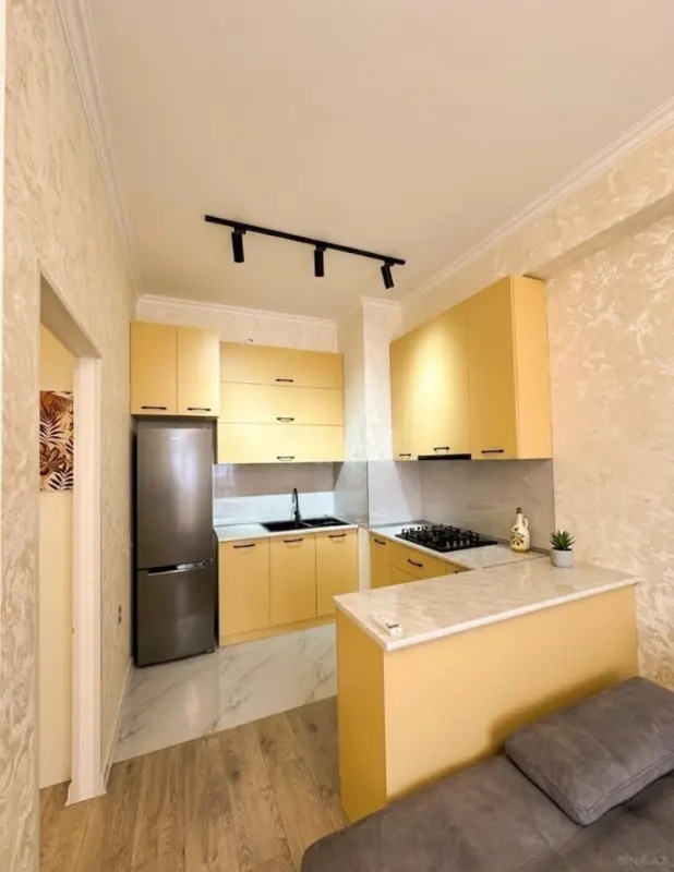 Satılır 2 otaqlı mənzil 43 m²