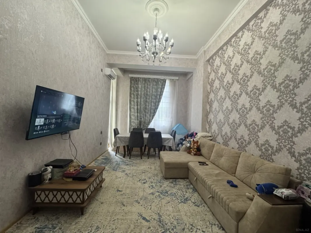 Satılır 1 otaqlı mənzil 70 m²