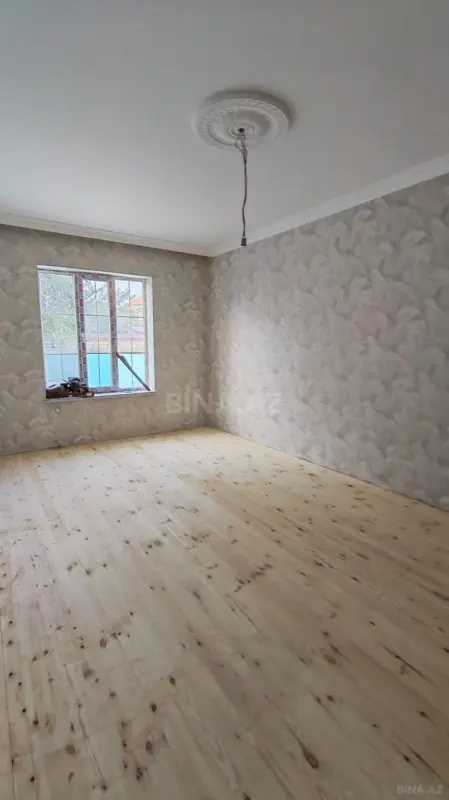 Satılır 4 otaqlı həyət evi 80 m²