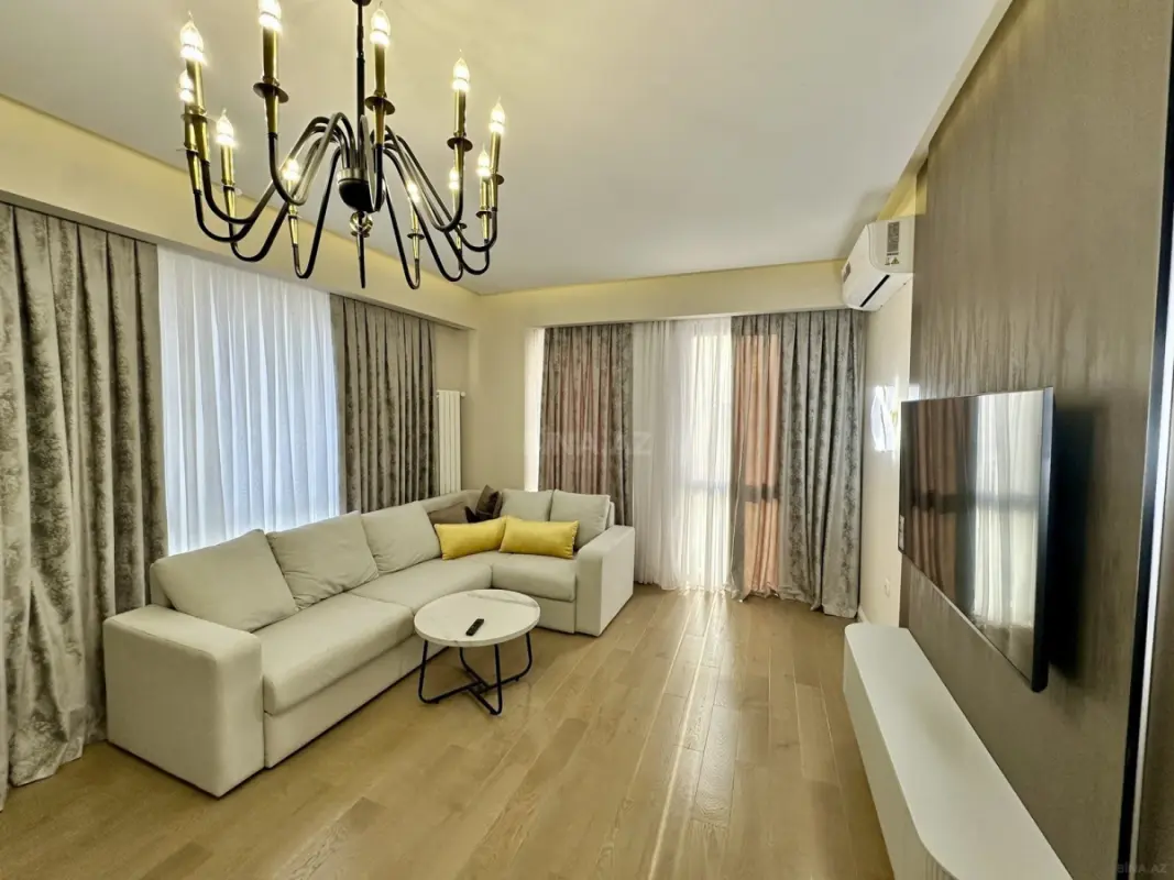 Kirayə verilir 3 otaqlı mənzil 110 m²