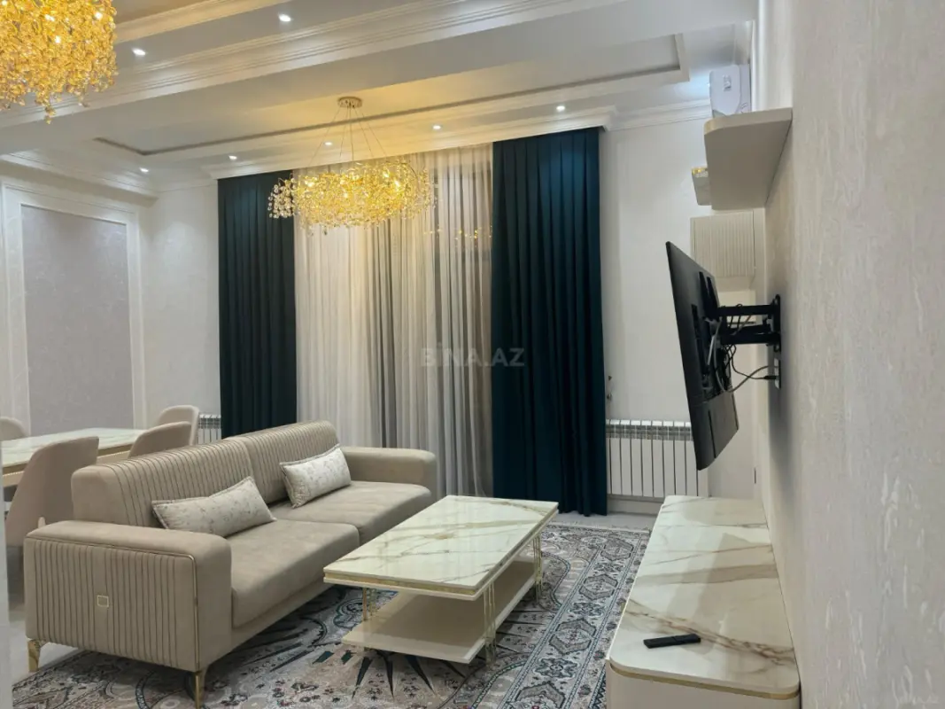 Kirayə verilir 3 otaqlı mənzil 125 m²