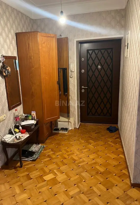 Satılır 3 otaqlı mənzil 76.5 m²