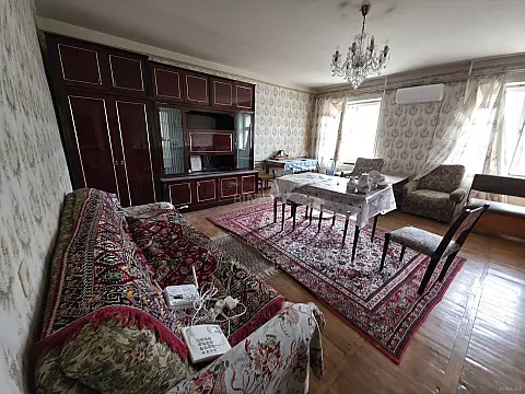 Kirayə verilir 3 otaqlı mənzil 75 m² — Bakı, Nərimanov 3 otaq 75.00 m²