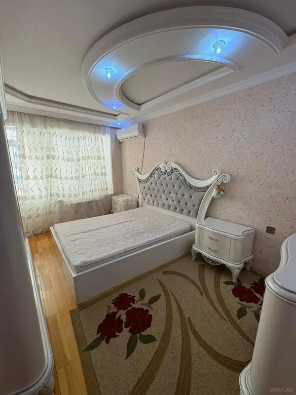 Kirayə verilir 3 otaqlı mənzil 120 m²