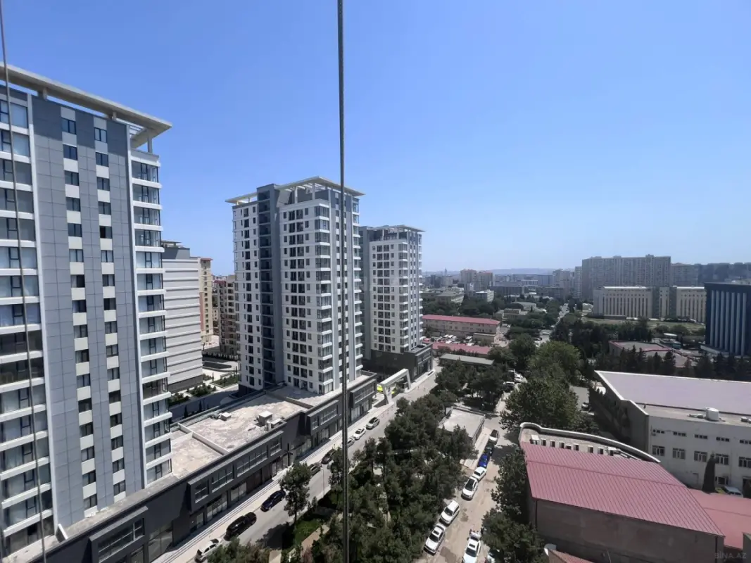Satılır 2 otaqlı mənzil 67 m²