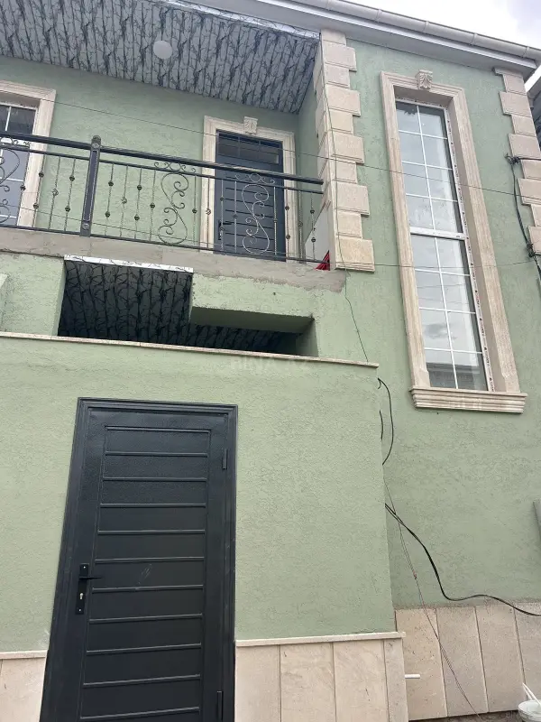 Kirayə verilir 4 otaqlı həyət evi 100 m²
