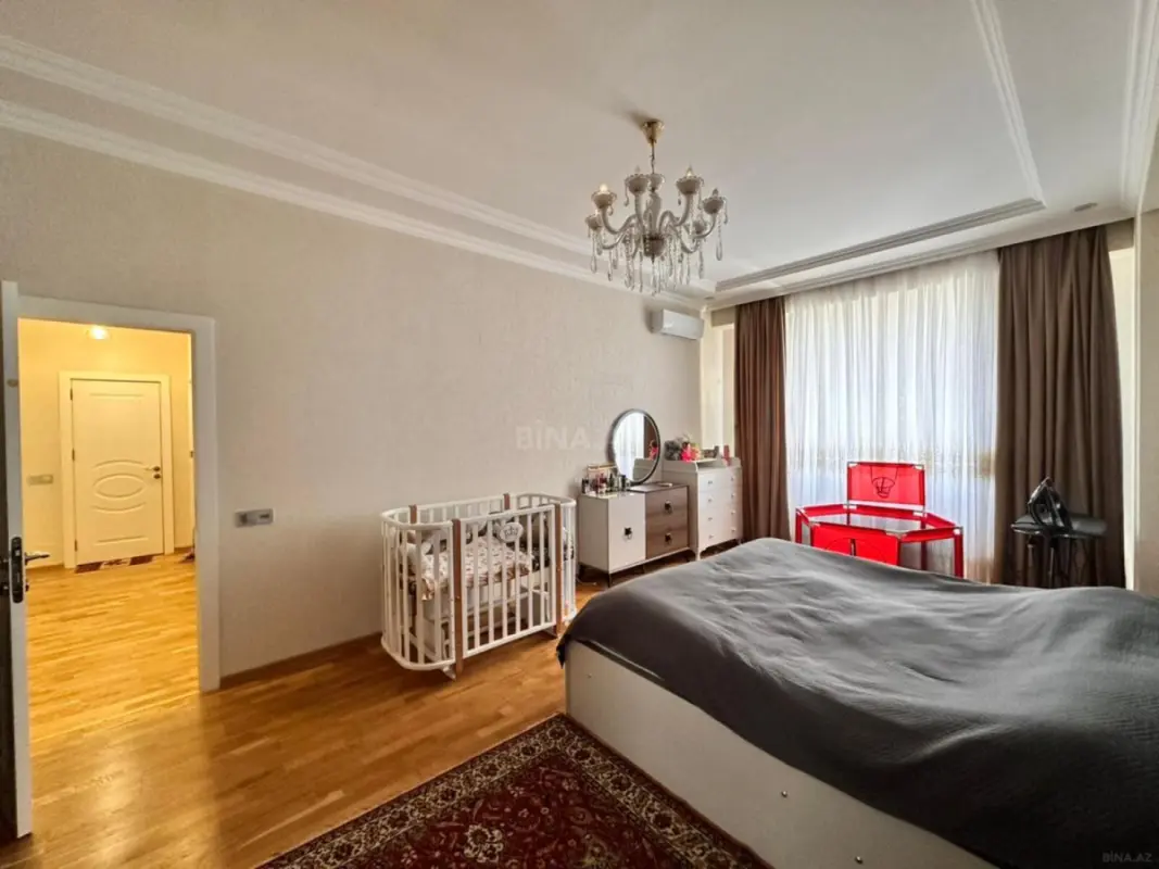 Satılır 2 otaqlı mənzil 75 m²