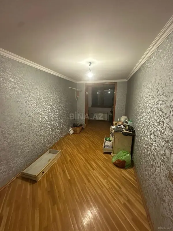 Satılır 4 otaqlı mənzil 90 m²