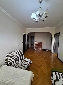 Satılır 4 otaqlı mənzil 100 m² — Bakı 4 otaq 100.00 m²