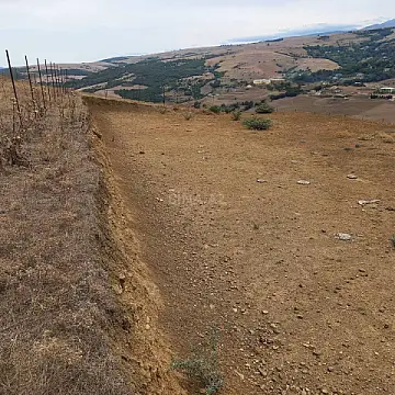 Satılır torpaq sahəsi 3 m² — Yardımlı 3.00 m²