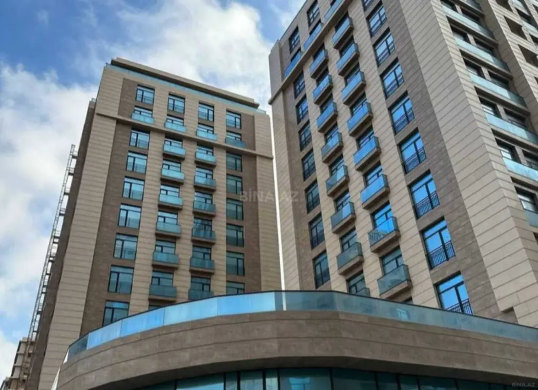Satılır 2 otaqlı mənzil 97.5 m²