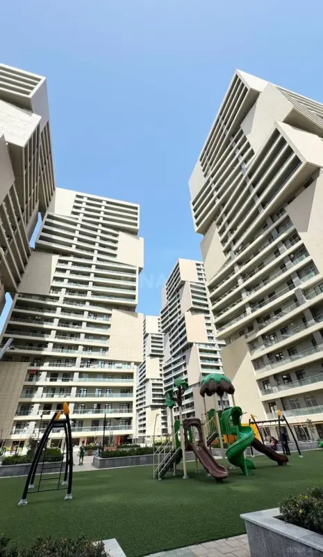 Kirayə verilir 3 otaqlı mənzil 110 m²