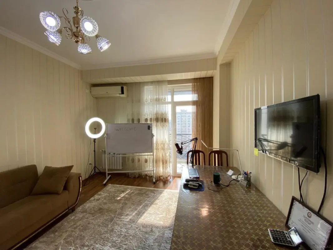Kirayə verilir 2 otaqlı mənzil 60 m²