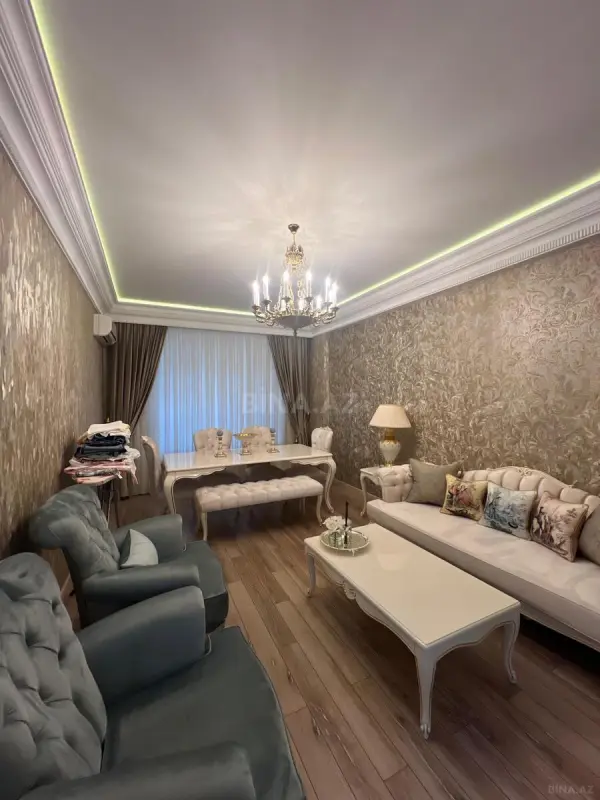 Satılır 2 otaqlı mənzil 90 m²