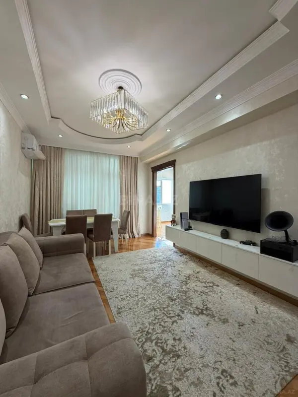 Satılır 2 otaqlı mənzil 90 m²