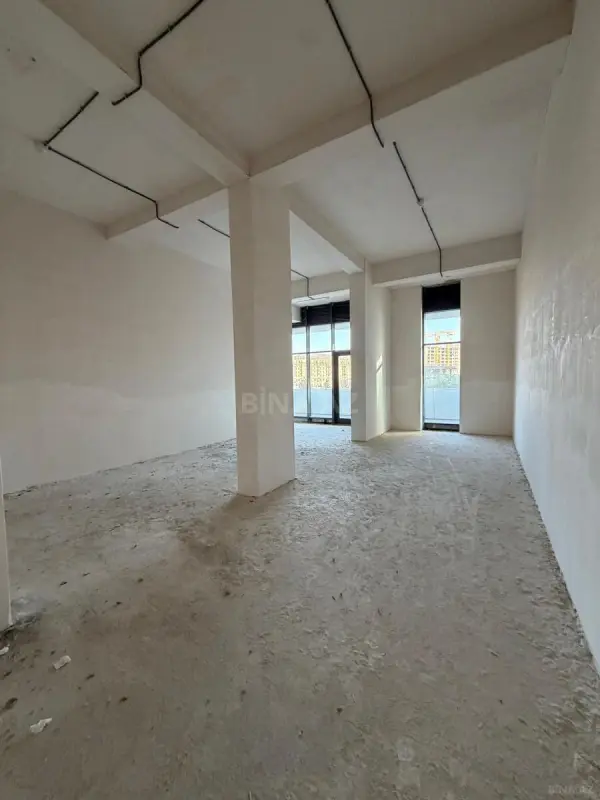 Kirayə verilir obyekt 127.4 m²