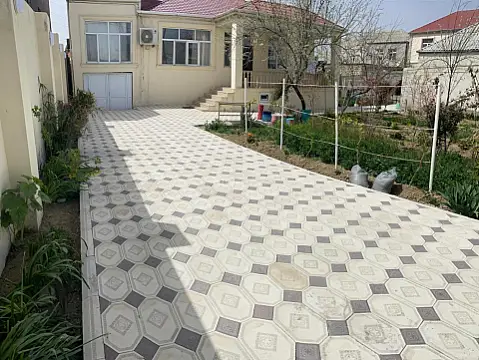 Kirayə verilir 5 otaqlı həyət evi 180 m² — Bakı, M.Ə.Rəsulzadə qəs. 5 otaq 180.00 m²
