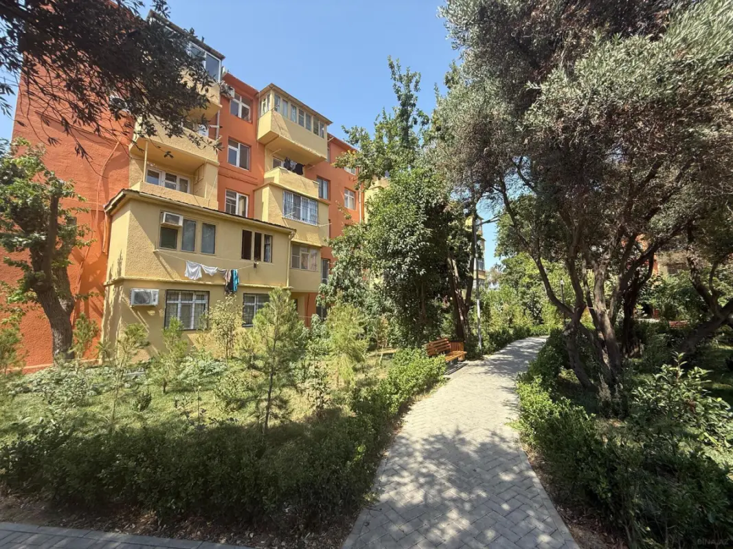 Satılır 3 otaqlı mənzil 75 m²