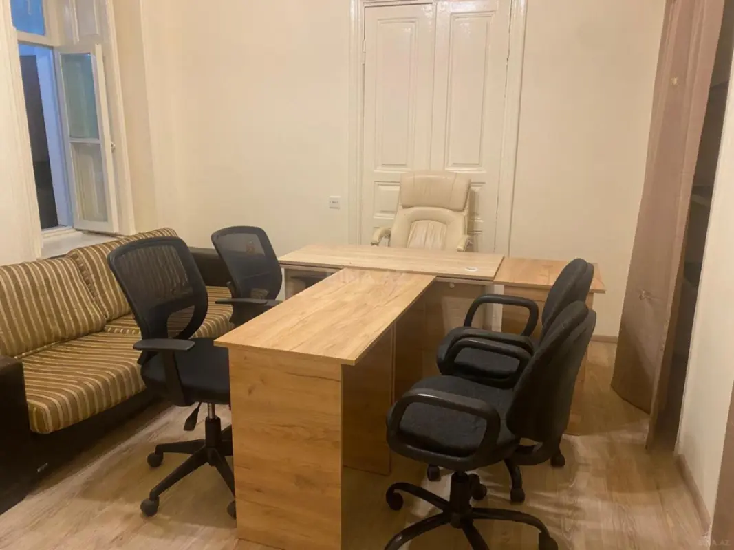 Kirayə verilir 2 otaqlı ofis 50 m²